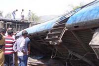 Maharashtra Train Accident Photos